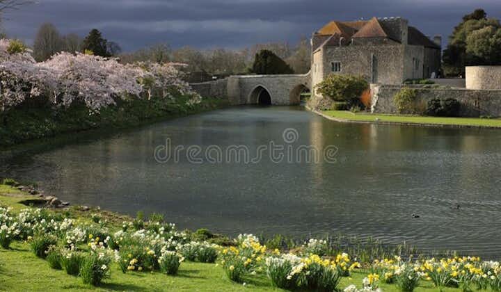 Private tours to Leeds Castle, Canterbury, White Cliffs of Dover