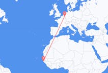 Flyreiser fra Ziguinchor, Senegal til Maastricht, Nederland