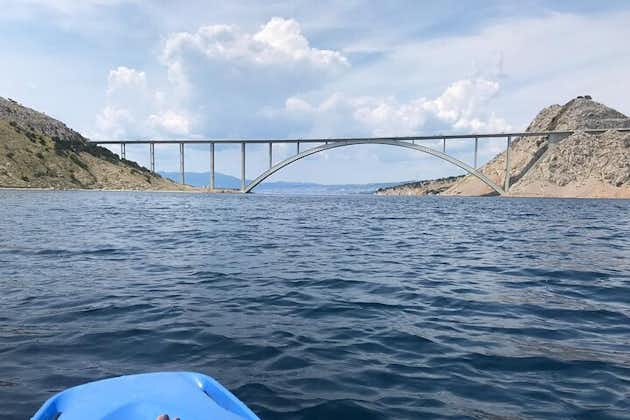 Expérience d'une demi-journée en kayak sous le pont de Krk à Omišalj