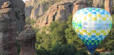 Voo de balão sobre as rochas de Belogradchik + extras