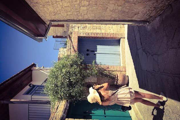 Photoshooting in style around Paphos city 