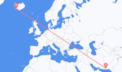 航班从巴基斯坦土尔巴特市到雷克雅维克市，冰岛塞尔