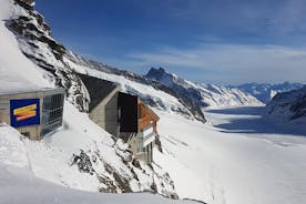 Escapada privada de un día a Jungfraujoch y el pueblo de Wengen desde Basilea
