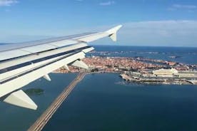 Privat avgångstransfer på Marco Polo-flygplatsen i Venedig