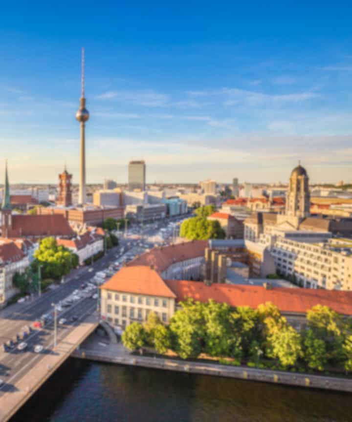 Flights from the city of Reykjavik to the city of Berlin