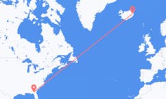 航班从美国瓦尔多斯塔市到埃伊尔斯塔济市，冰岛塞尔