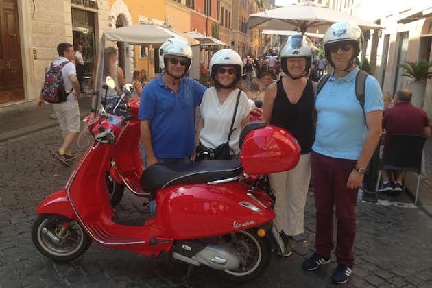 乘坐标志性的Vespa游览罗马-需要熟练的驾驶技能