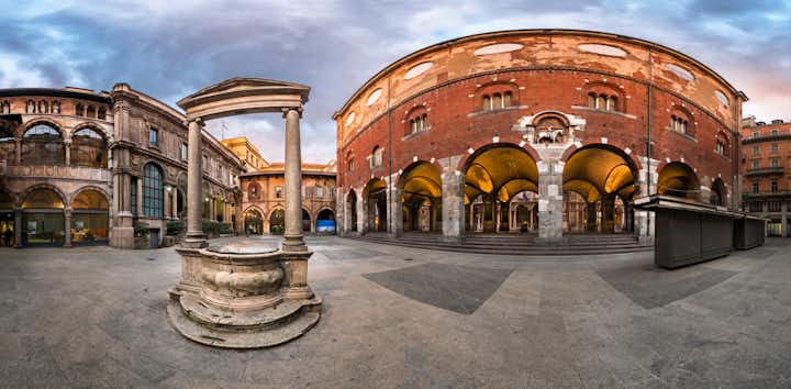 photo of Panorama of Palazzo della Ragione and Piazza dei Mercanti in the Morning, Milan, Italy .