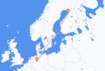 독일 파더보른에서 출발해 핀란드 오울루로(으)로 가는 항공편