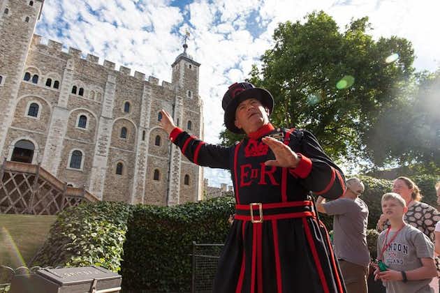 Tower of London Tour with a Beefeater Private Meet & Greet