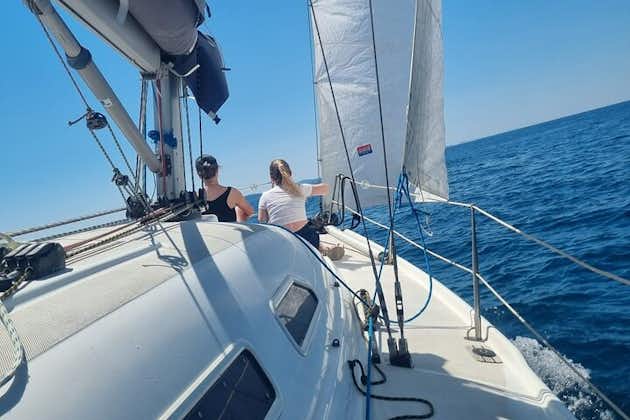Navigazione di un'intera giornata su un moderno yacht da 36 piedi (11 m) - Arcipelago di Zara - piccoli gruppi