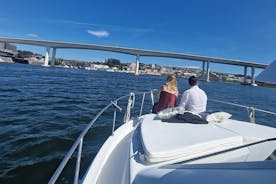 Porto: private cruise just for you on Yacht