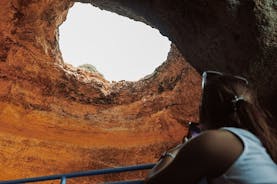 Benagil-Höhlen und Delfinbeobachtung - 2,5 Stunden