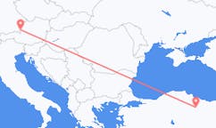 Flyreiser fra Tokat, til Salzburg
