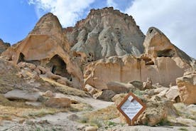 Cappadocia South Tour (Pro-guide, billetter, lunsj, transport inkl.)