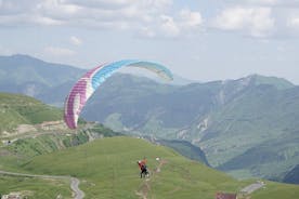 Private Paragliding Experience in Georgia with Transfer