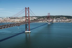 Privater Transfer von Albufeira nach Lissabon mit 2 Stunden Sightseeing
