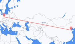 出发地 中国东营市目的地 波兰綠山城的航班