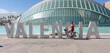 Oplev Valencia Bike Tour - City Center Meeting Point