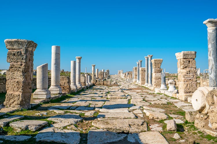 Photo of columns of Laodikeia is one of the important archaeological remains for the region along with Hierapolis (Pamukkale) and Tripolis in Turkey, Denizli.