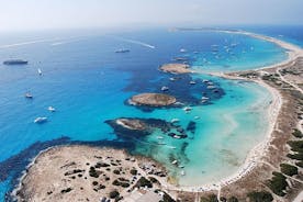 Excursion d’une journée à Formentera au départ d’Ibiza en catamaran privé de luxe
