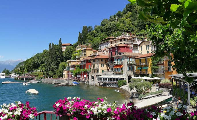 Photo of Como Lake in Como in Italy by Angelika