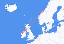 Flyreiser fra Kristiansund, Norge å banke, Irland