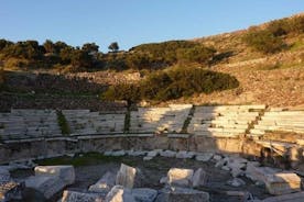 Passeggiata attraverso l'antica città di Milos