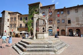 Montecatini privat dagstur till Chianti och San Gimignano