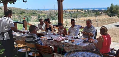Showcooking Paella de notre grand-mère andalouse dans une ferme familiale