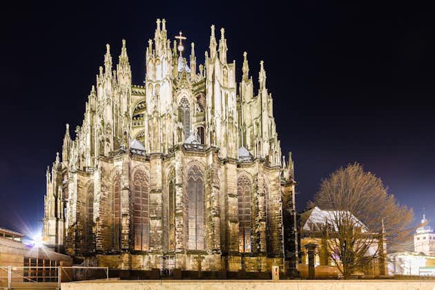 Photo of Cologne Cathedral at night, a Roman Catholic Gothic cathedral in Cologne, Germany.