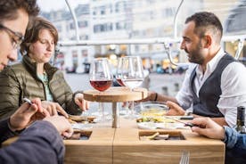 Zurich en tuk-tuk avec festin à la pierrade et dégustation de vins