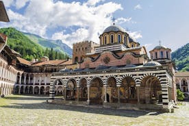 Viagem diurna ao Mosteiro de Rila e Igreja Boyana saindo de Sofia