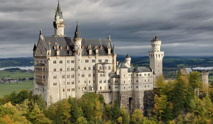 Royal Fairytale Tour Neuschwanstein, Wieskirche, Oberammergau og Linderhof