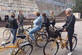 3 uur durende volledige fietstour door Praag