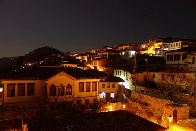  Walking tour in the ‘One On One Windows’ city,Berat