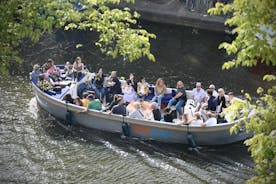 Amsterdam kanalrundfart i åben båd med lokal skipper-guide
