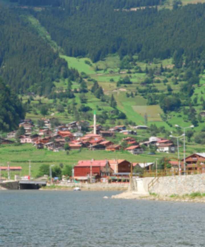 Flights from the city of Reykjavik, Iceland to the city of Trabzon, Turkey