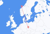 ノルウェー、 モルデから、ノルウェー、プラハ行き行きのフライト