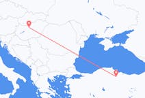 Flyreiser fra Karamustafapasa, Tyrkia til Budapest, Ungarn
