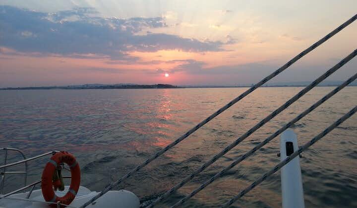 Crociera al tramonto in catamarano intorno a Sunny Beach e Nessebar