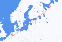 Fly fra Arkhangelsk til Düsseldorf