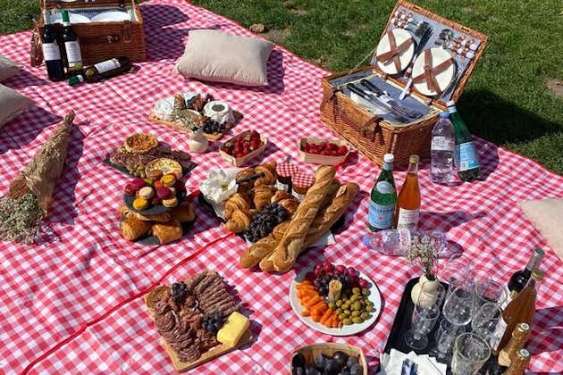 Parisian Picnic by the Eiffel Tower: a Tast of French Specials