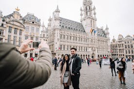 Tour personalizzato privato di Bruxelles con una guida locale, dai il via al tuo viaggio 