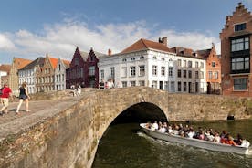Full Day Tour to Bruges by Train and Canal Boat