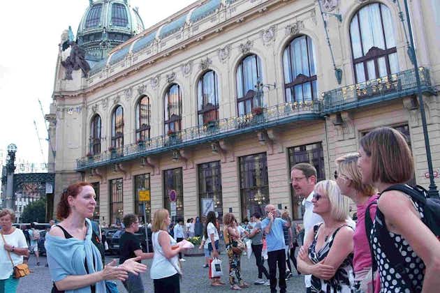 Tour a piedi privato dell'architettura cubista e Art Nouveau di Praga