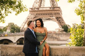 Ammattimainen Eiffel-tornin valokuvakierros VOGUE-valokuvaajan kanssa
