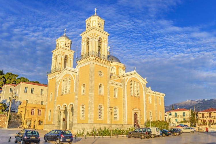 Photo of the church of Ypapanti is the Metropolitan church of Kalamata city.