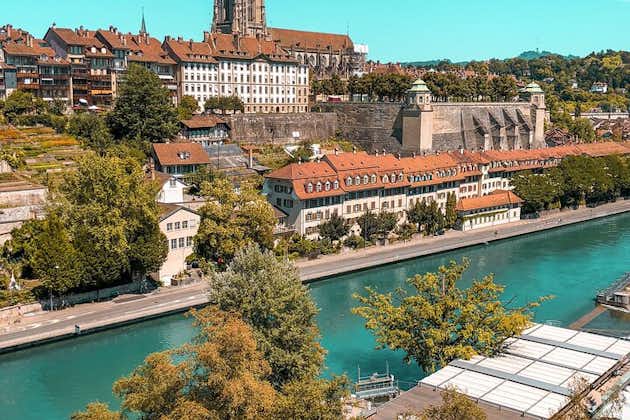 Tour privato di Berna: giro turistico, cibo e cultura con un locale