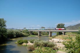 Ganztägige Meteora-Tour von Thessaloniki mit dem Zug